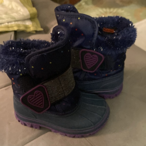Snow boots- toddler. Cat & Jack Thermolite.  Barely worn, fun purple sparkly - Picture 8 of 10